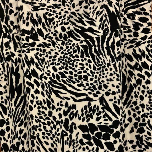 Sergio Hudson for Target Sz 2x cheetah print, lite boning for structure, body on - Picture 3 of 5